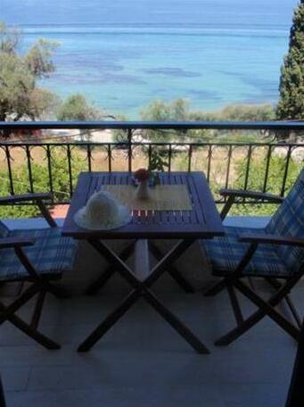 Aliki Apartments - Photo2