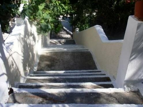 Aliki Apartments - Photo3