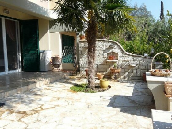 Aliki House - Photo2