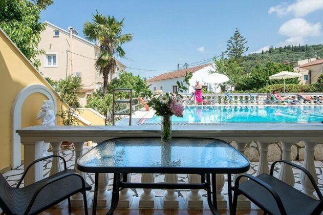 Andreas Pool Complex - Photo4