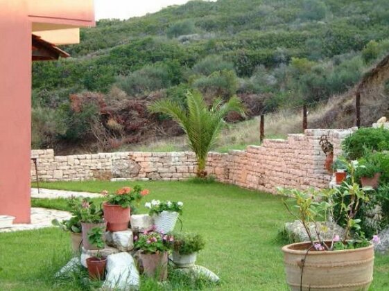 Angela Apartments Corfu Island - Photo4