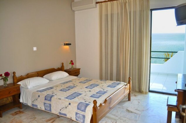 Apartments with pool Adonis - Photo5