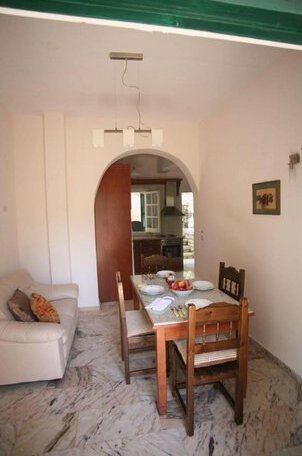 Aphrodite Apartments - Photo3