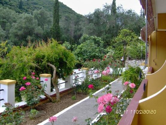 Aphrodite Studios - Photo3