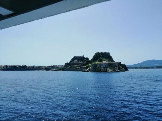 Aphrodite's Home - Photo2
