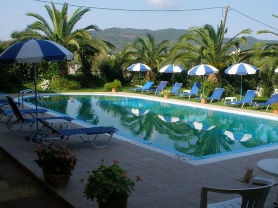 Aptos Elena Pool - Photo2