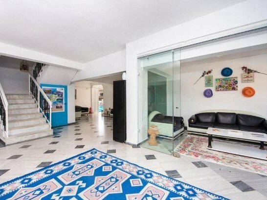 Aquarius House - Photo2