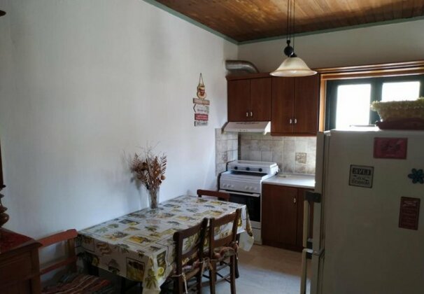 Ariadni Stone House - Photo5