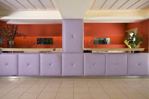 Ariti Grand Hotel - Photo3