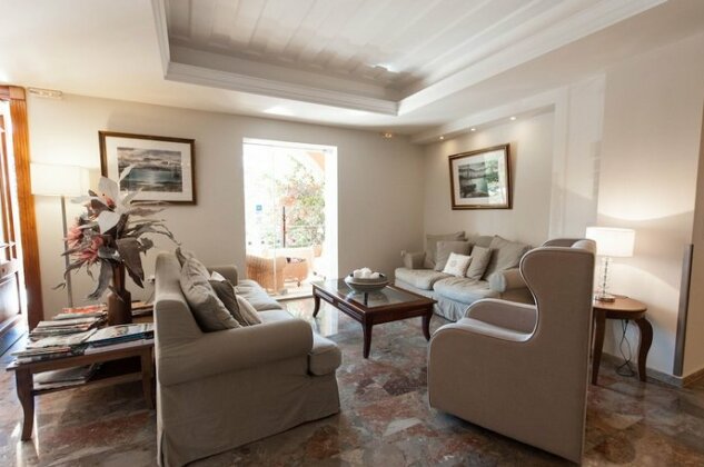 Art Hotel Debono - Photo4