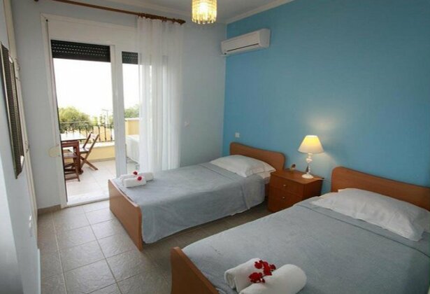 Beachfront Barbati Villas - Photo3