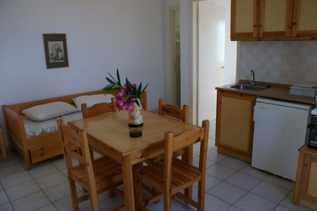 BeachFrontSalvanos - Photo3