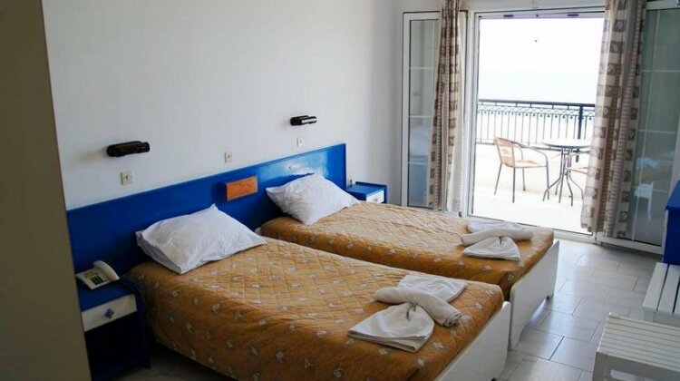 Belle Helene Hotel - Photo3