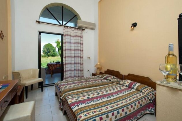 Blue Lagoon Holiday Apartments - Photo4