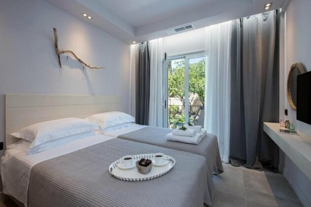 Brou's Apartments