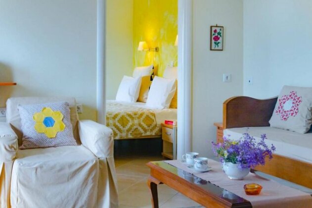 Caritas Place - Photo2