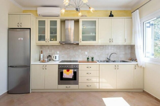 Caritas Place - Photo3