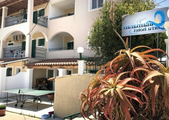 Catamaran Corfu Hotel - Photo2