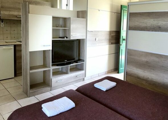 Catamaran Corfu Hotel - Photo5