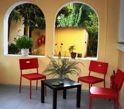 Charietta Studios and Apartments - Photo2