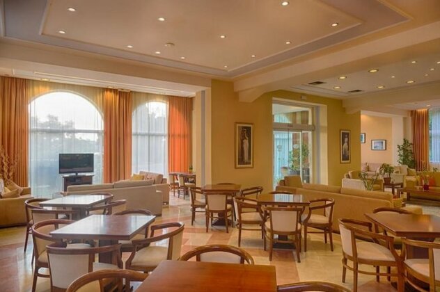 CNic Hellinis Hotel - Photo4