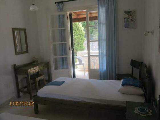Corfu 9 Muses Ipsos - Photo5