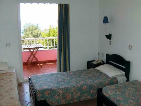 Corfu Backpackers Inn - Photo4