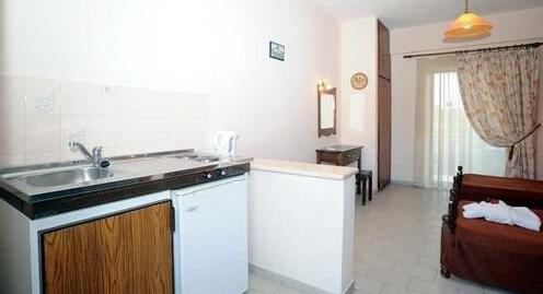 Corfu Dassia Studios - Photo2