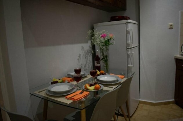 Dafnis City Apartment - Photo4