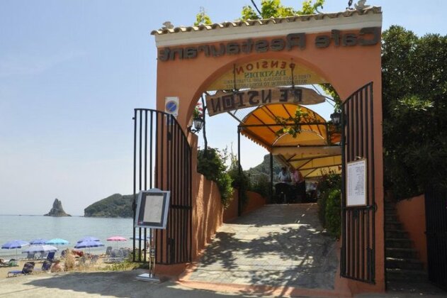 Dandidis Seaside Pension