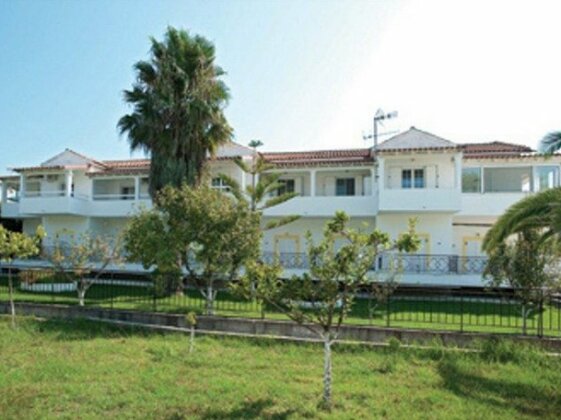 Daskalos Apartments - Photo2