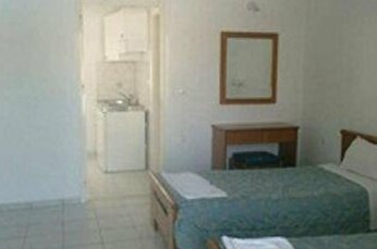 Daskalos Apartments - Photo3