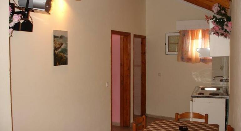 Delphi - Photo4