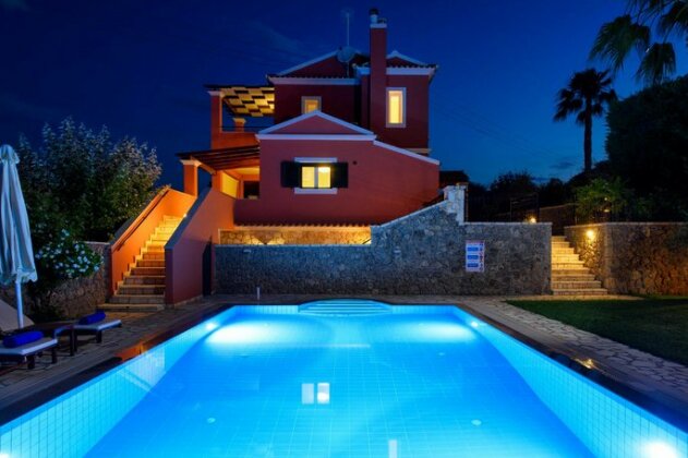 Deluxe Villa Rose with Private Pool