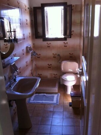 Dimitrakis Apartments - Photo3