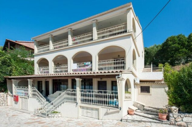 Dimitrios Apartments