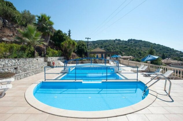 Dimitrios Apartments - Photo3