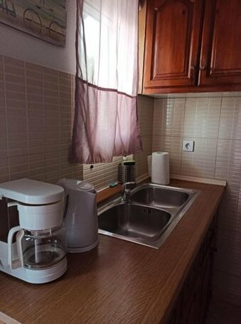 Dimitris House Petriti - Photo5