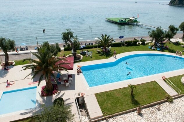 Elea Beach Hotel - Photo3