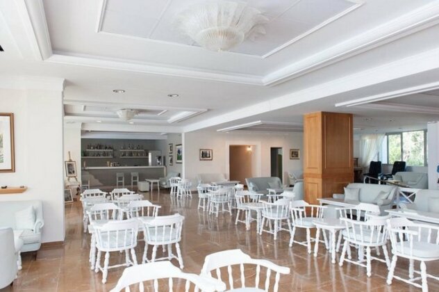 Elea Beach Hotel - Photo4