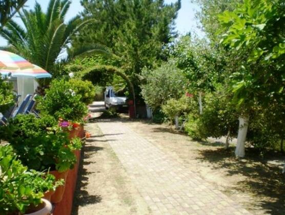 Eleni Family Apartments - Photo2