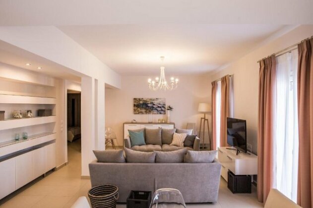 Eleni Luxury Villa - Photo2
