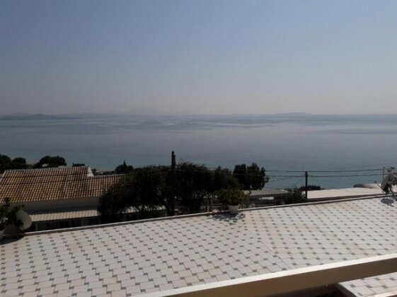 Emilios See View - Photo4