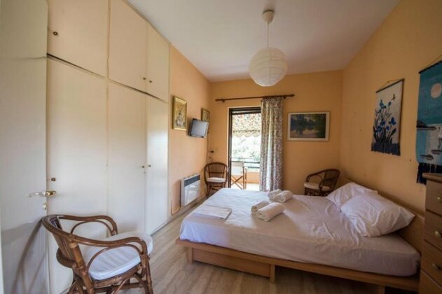Faiakes Apartment next to Pontikonisi - Photo4