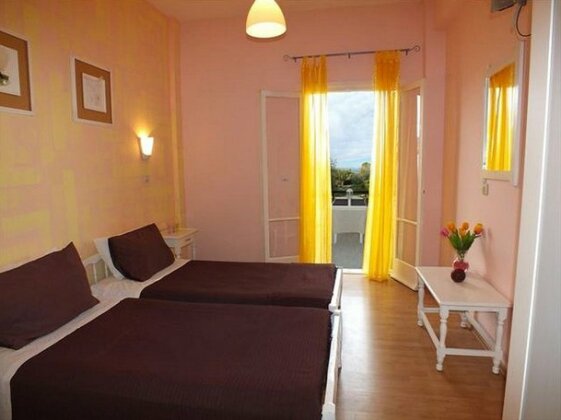 Firefly Hotel - Photo4