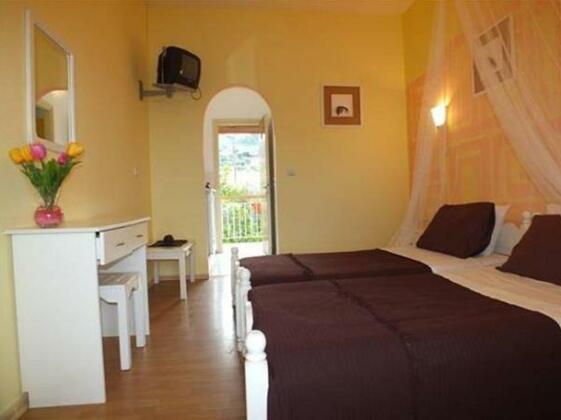 Firefly Hotel - Photo5
