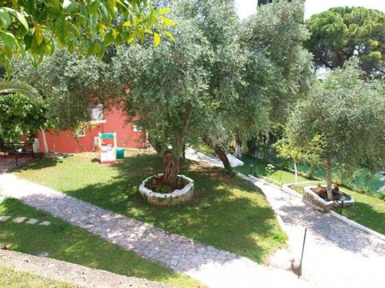 Fouxia Apartments and Studios - Photo5