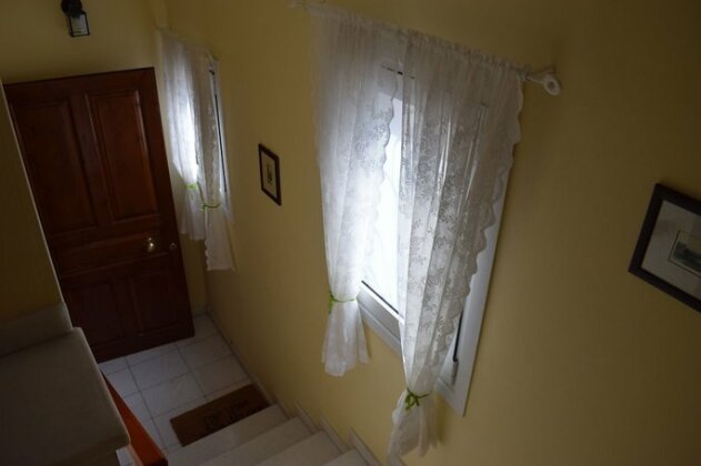 Garitsa Bay Apartment - Photo3