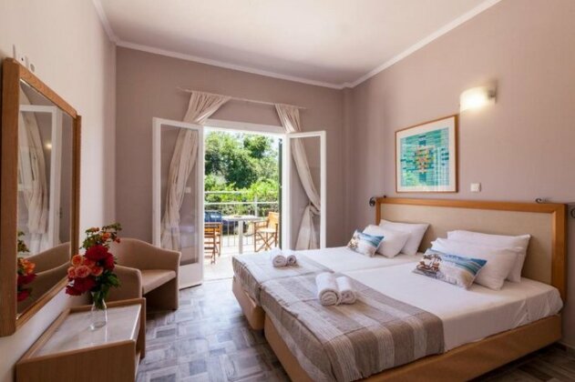Georgia's Corfu Apartment - Photo2