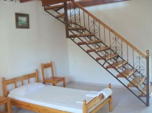 Georgina Apartments - Photo3